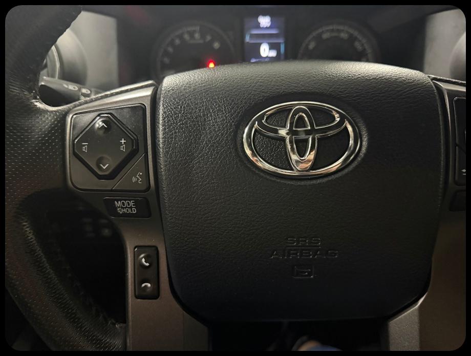 Toyota Tacoma SR5 Double Cab Long Bed V6 6AT 4WD 2017