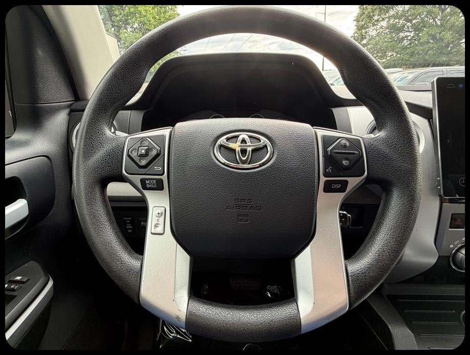 Toyota Tundra SR5 5.7L V8 Double Cab 2WD 2014