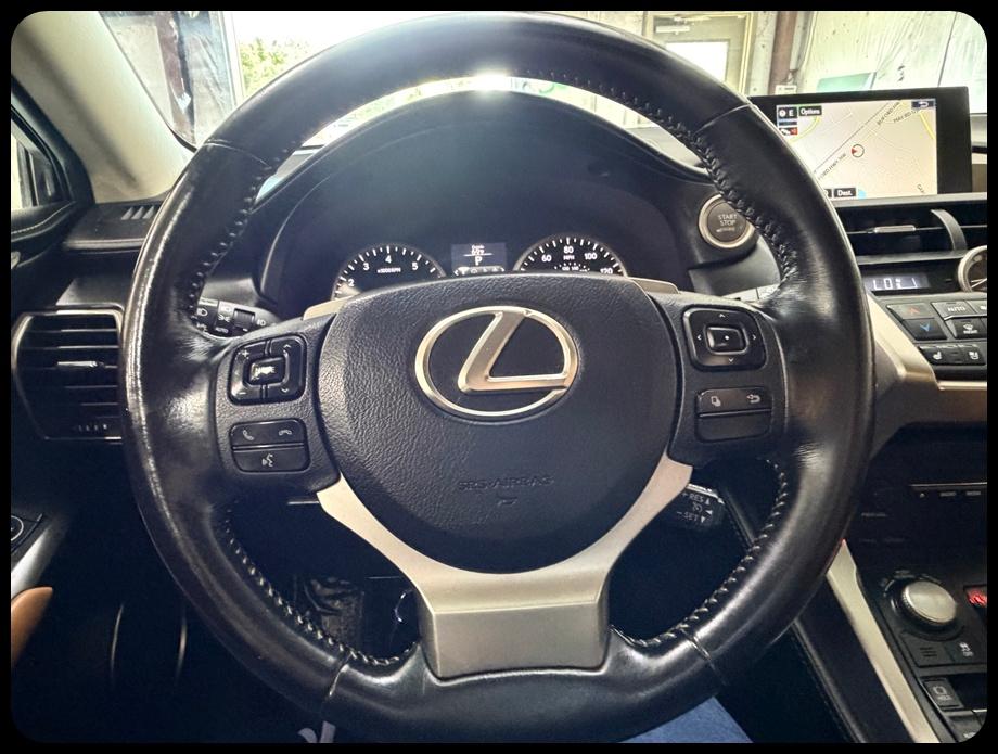 Lexus NX 200t AWD 2017