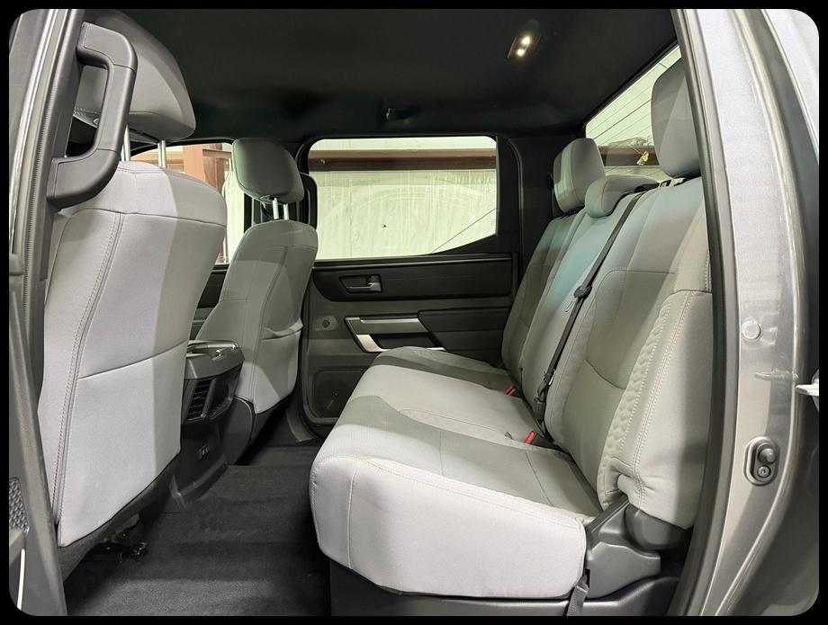 Toyota Tundra SR5 CrewMax 2WD 2025