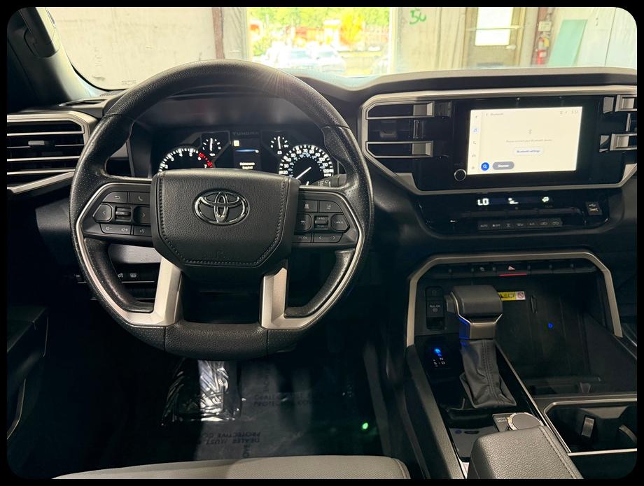 Toyota Tundra SR5 CrewMax 2WD 2025