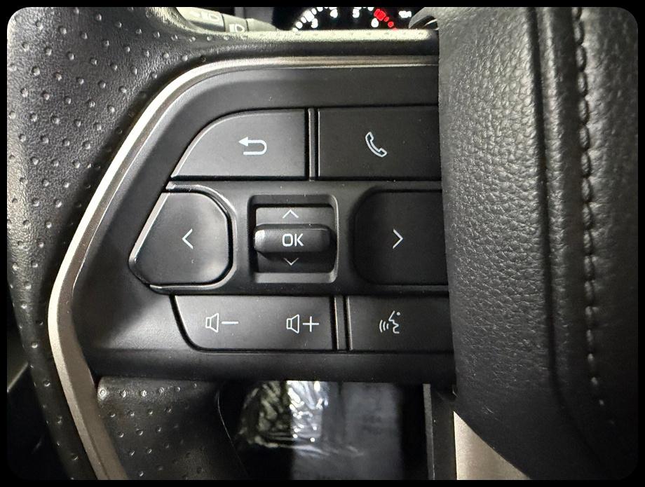 Toyota Tundra SR5 CrewMax 2WD 2025