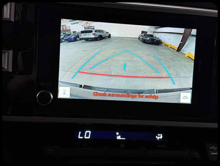 Toyota Tundra SR5 CrewMax 2WD 2025