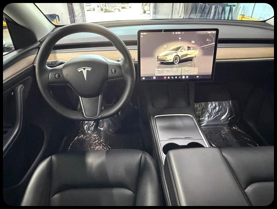 Tesla Model Y Long Range 2025