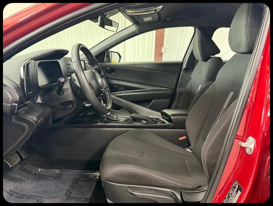 Hyundai Elantra SEL Sport 2025