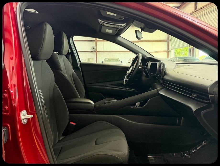 Hyundai Elantra SEL Sport 2025