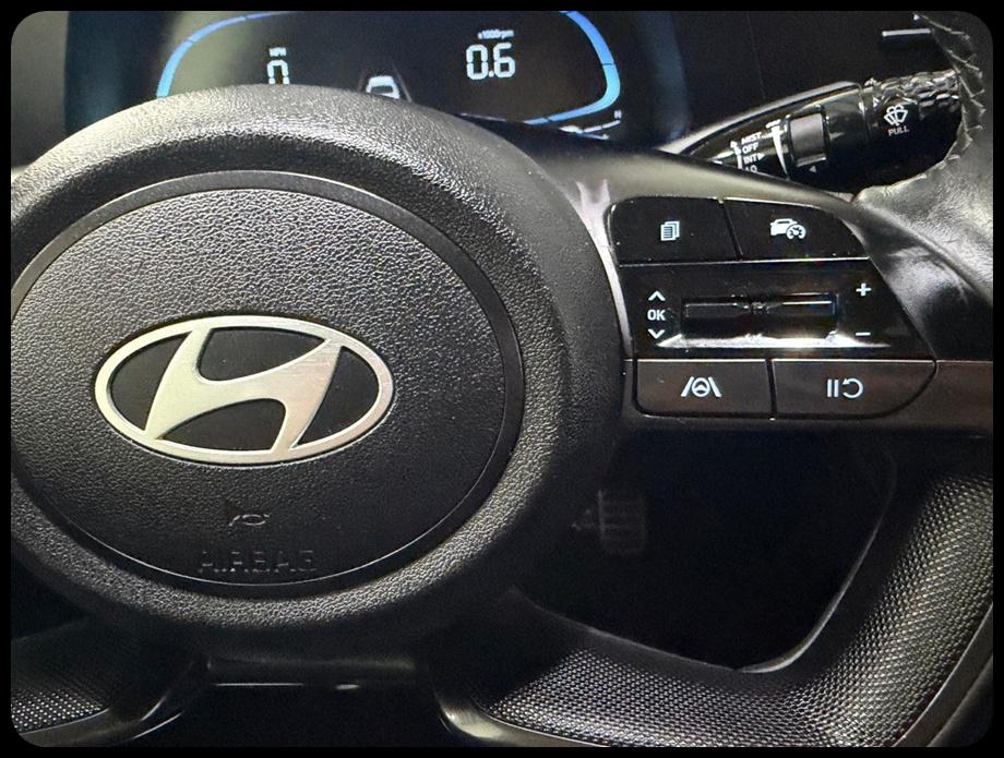 Hyundai Elantra SEL Sport 2025