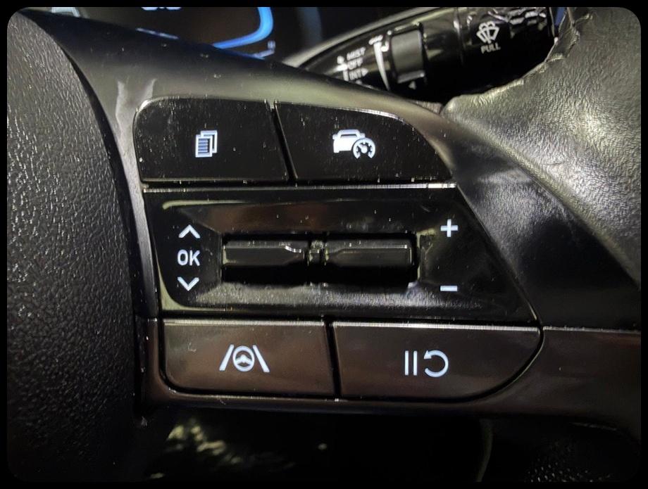 Hyundai Elantra SEL Sport 2025