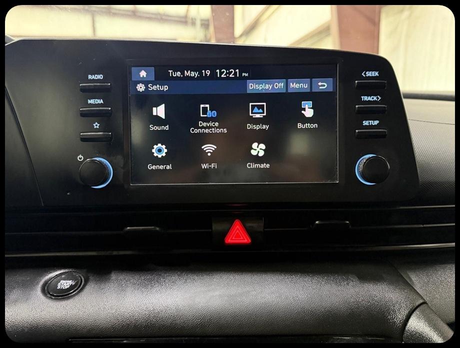 Hyundai Elantra SEL Sport 2025