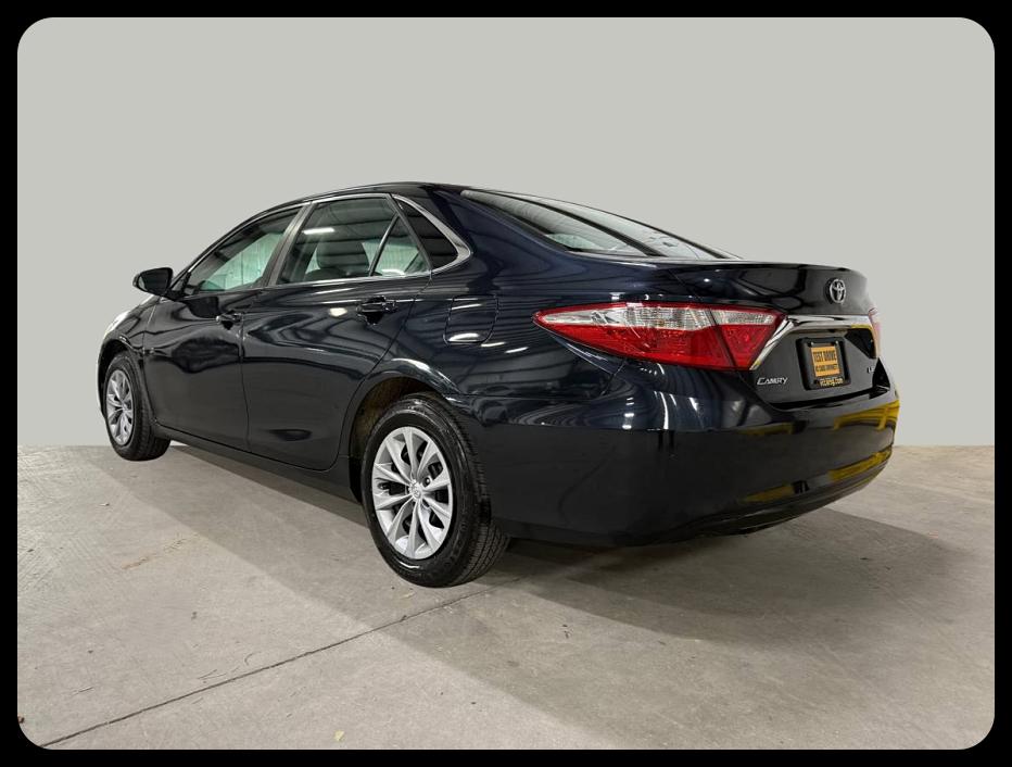 Toyota Camry LE 2017