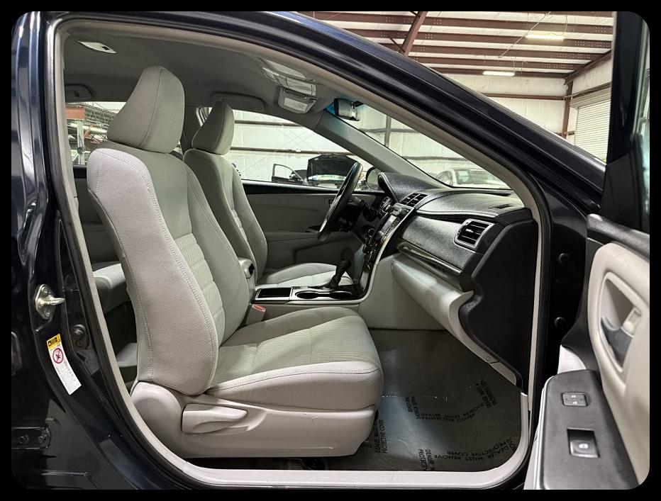 Toyota Camry LE 2017