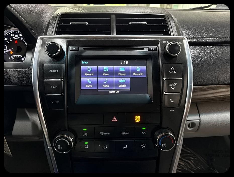 Toyota Camry LE 2017