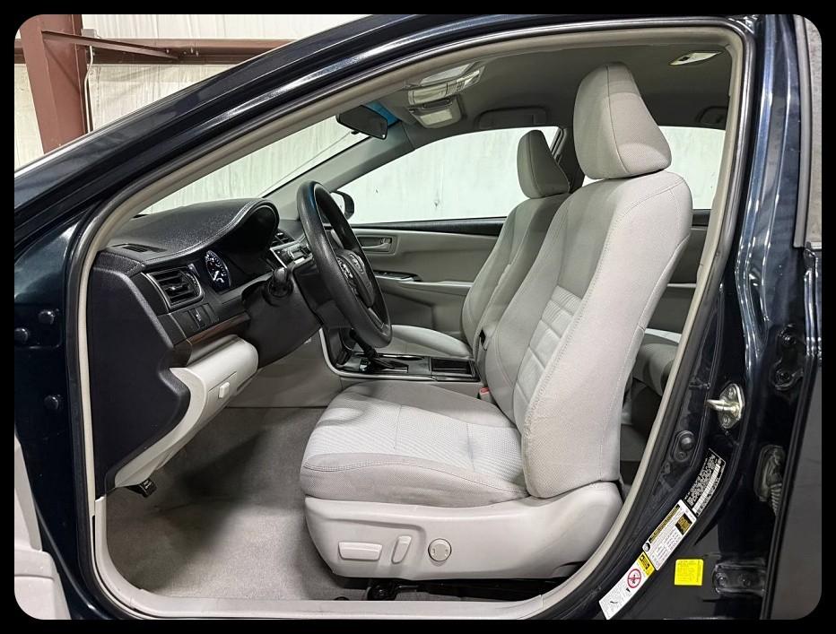 Toyota Camry LE 2017