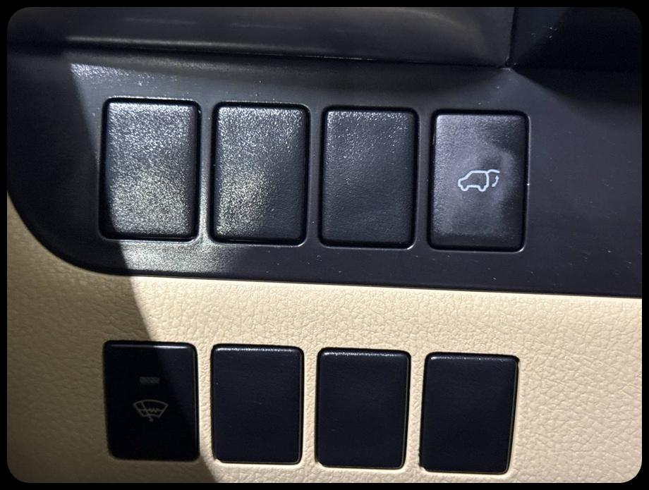 Toyota Highlander LE AWD V6 2016