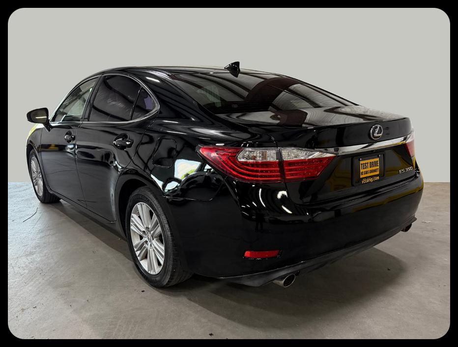 Lexus ES 350 Sedan 2015