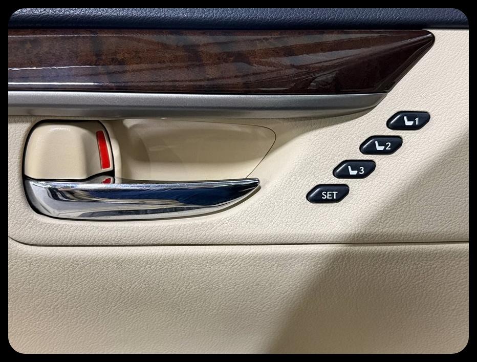 Lexus ES 350 Sedan 2015
