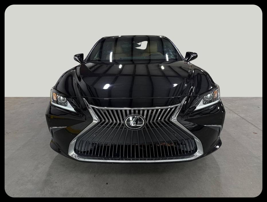 Lexus ES 350  2019