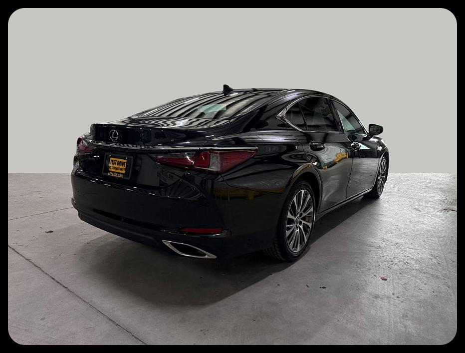 Lexus ES 350  2019