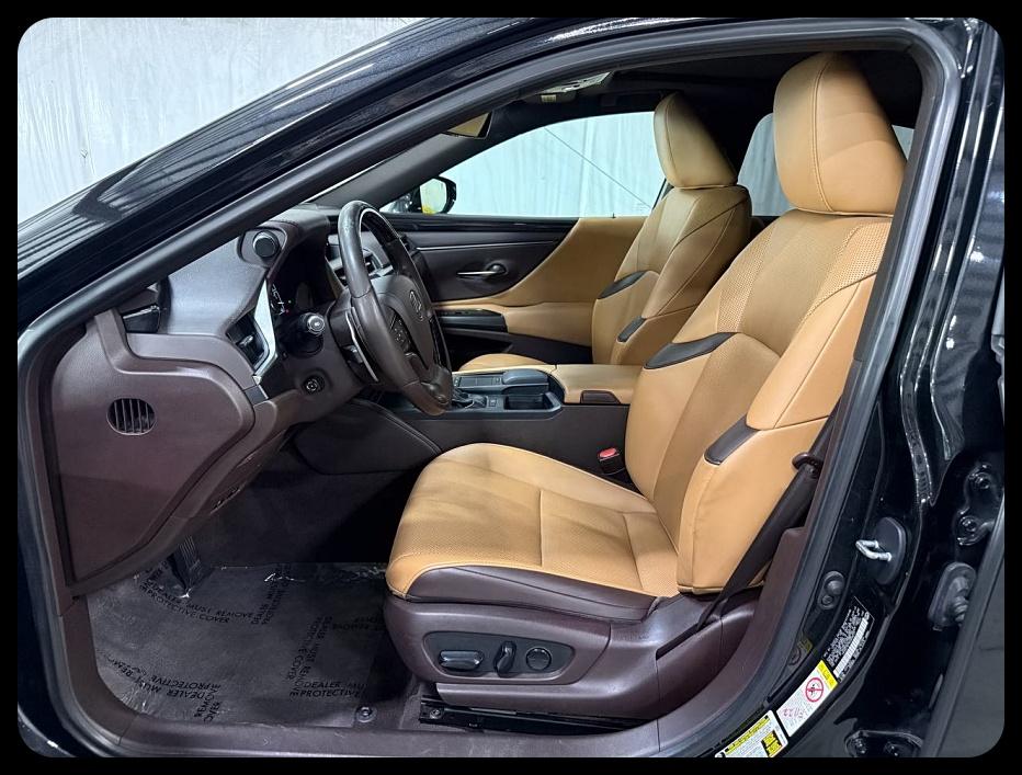 Lexus ES 350  2019
