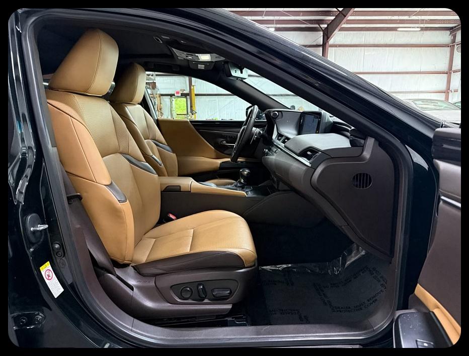 Lexus ES 350  2019