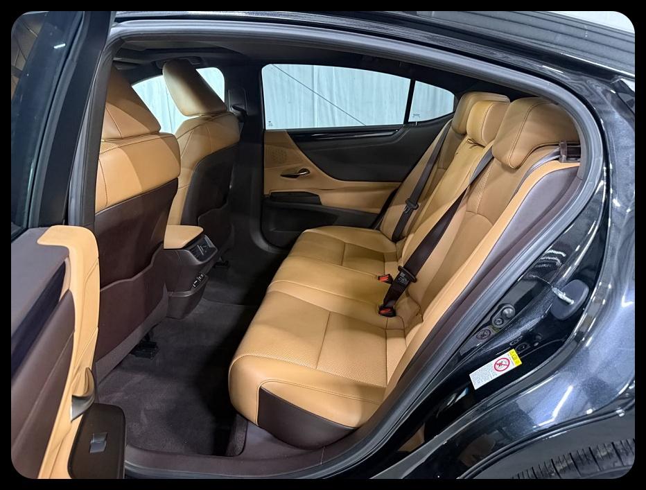 Lexus ES 350  2019