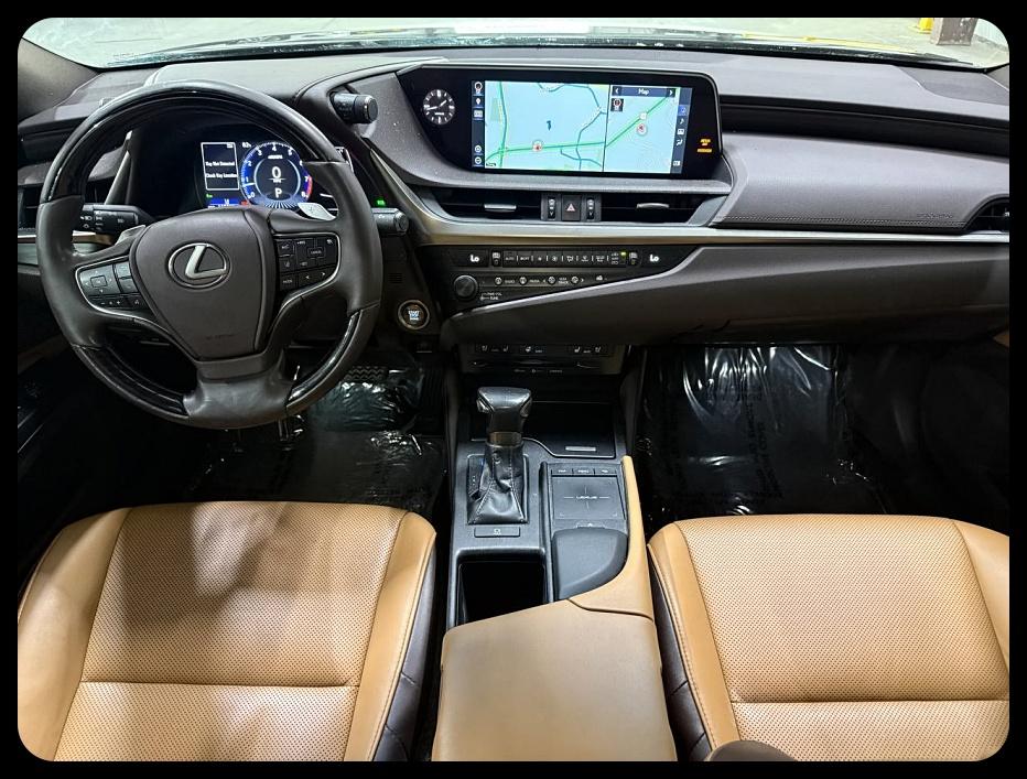 Lexus ES 350  2019