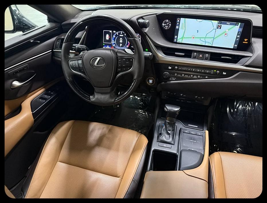 Lexus ES 350  2019