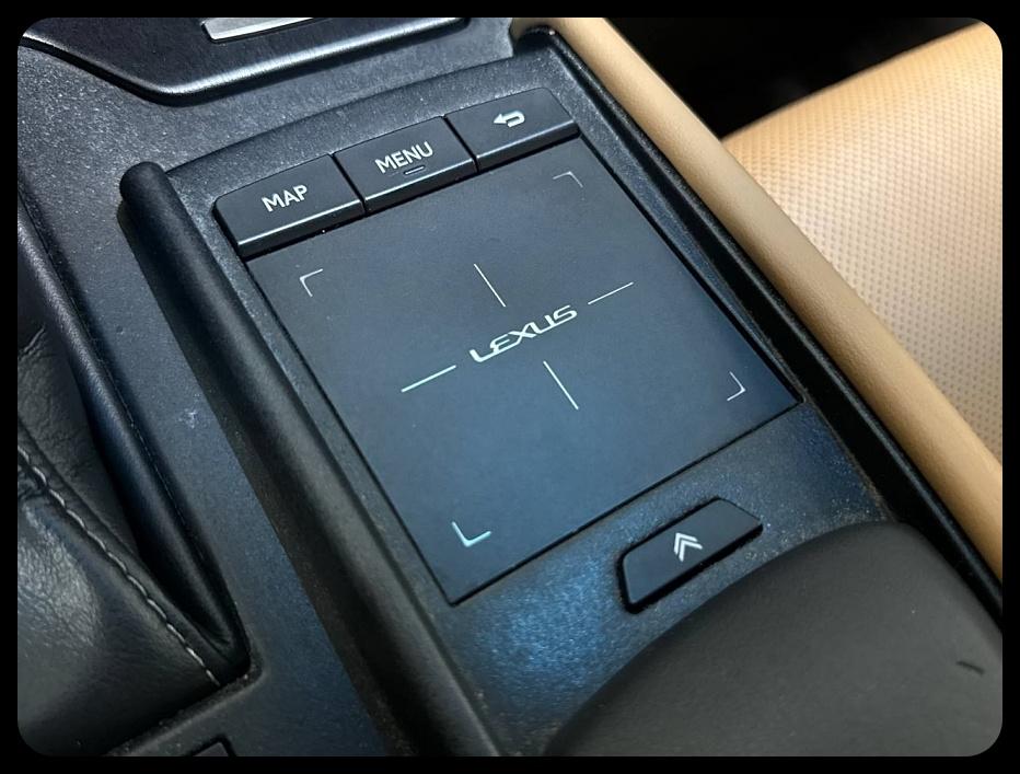 Lexus ES 350  2019