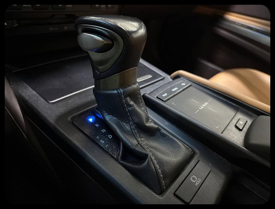 Lexus ES 350  2019