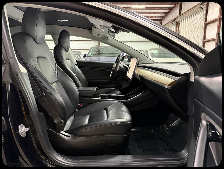 Tesla Model 3 Long Range 2019