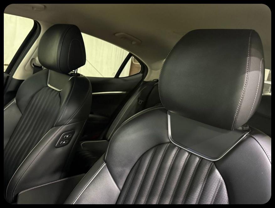 Genesis G70 3.3T 2022