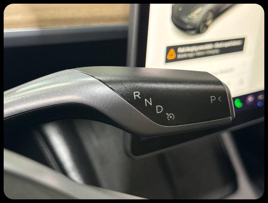 Tesla Model 3 Standard Range Plus RWD 2021