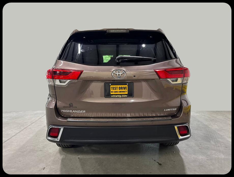 Toyota Highlander Limited 2017