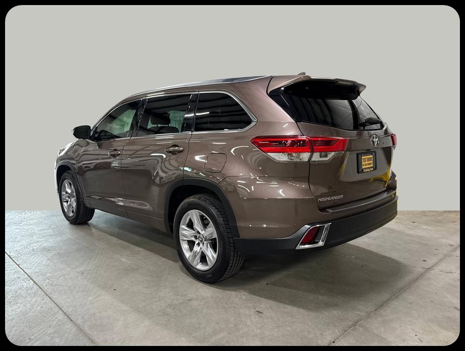 Toyota Highlander Limited 2017
