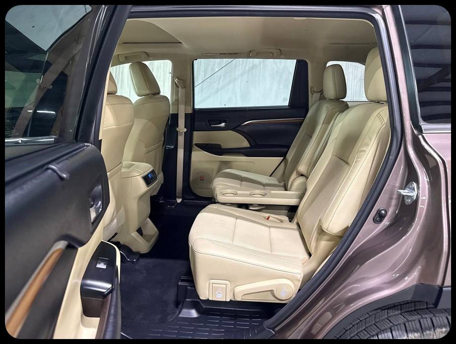 Toyota Highlander Limited 2017