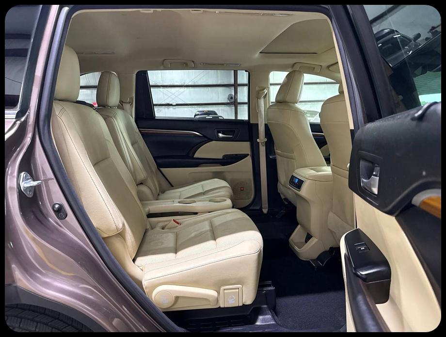 Toyota Highlander Limited 2017