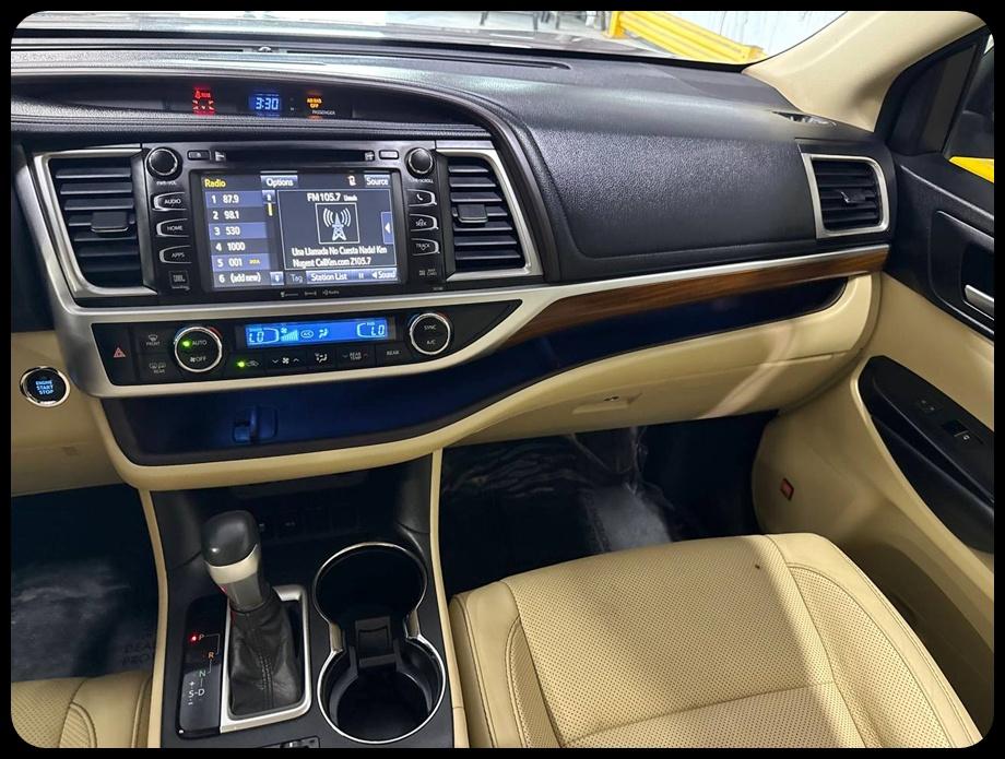 Toyota Highlander Limited 2017
