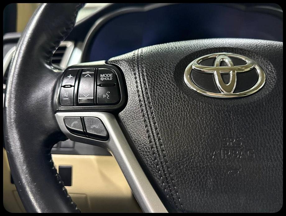 Toyota Highlander Limited 2017