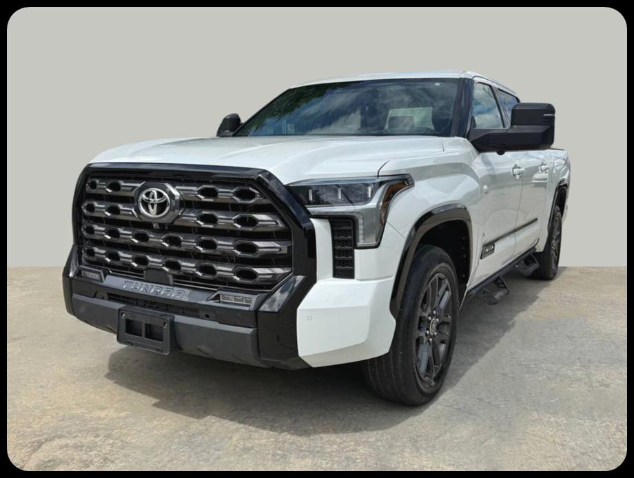 Toyota Tundra  2023