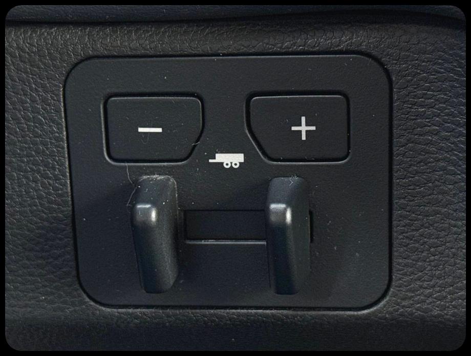 Toyota Tundra  2023