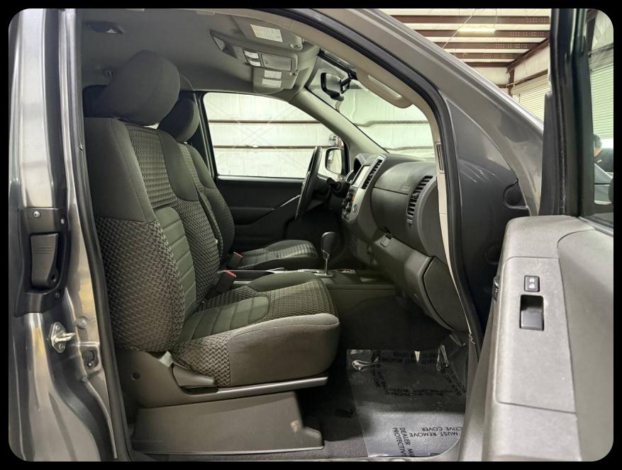 Nissan Frontier  2020