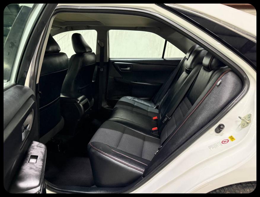 Toyota Camry SE 2017