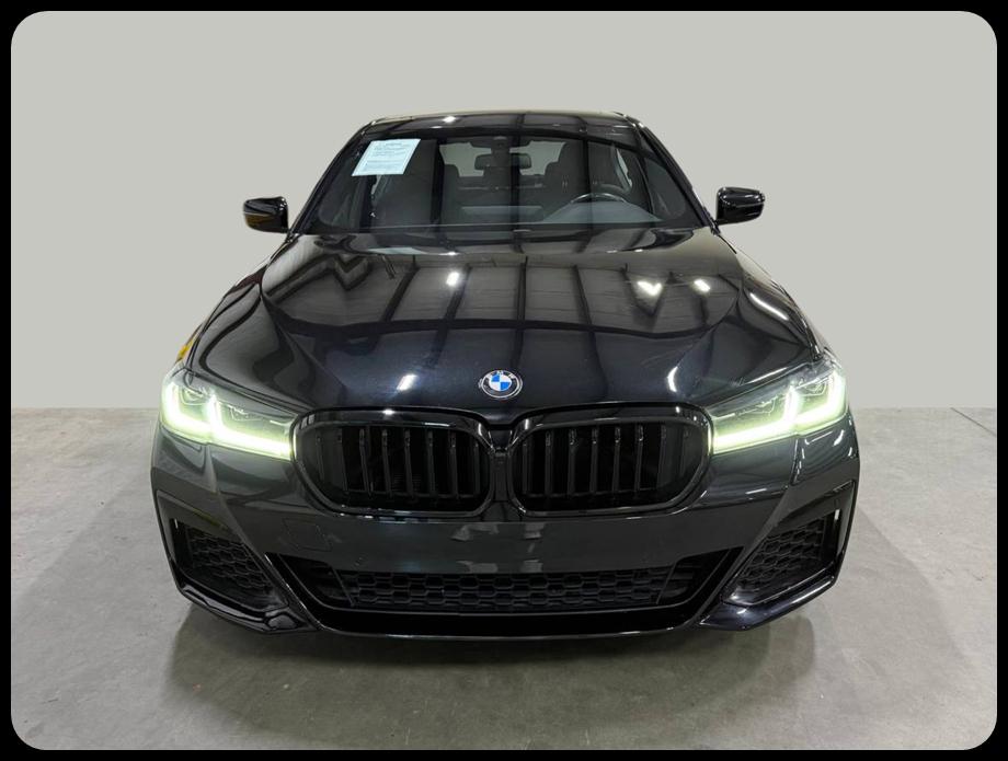 BMW 5-Series M550i xDrive 2022