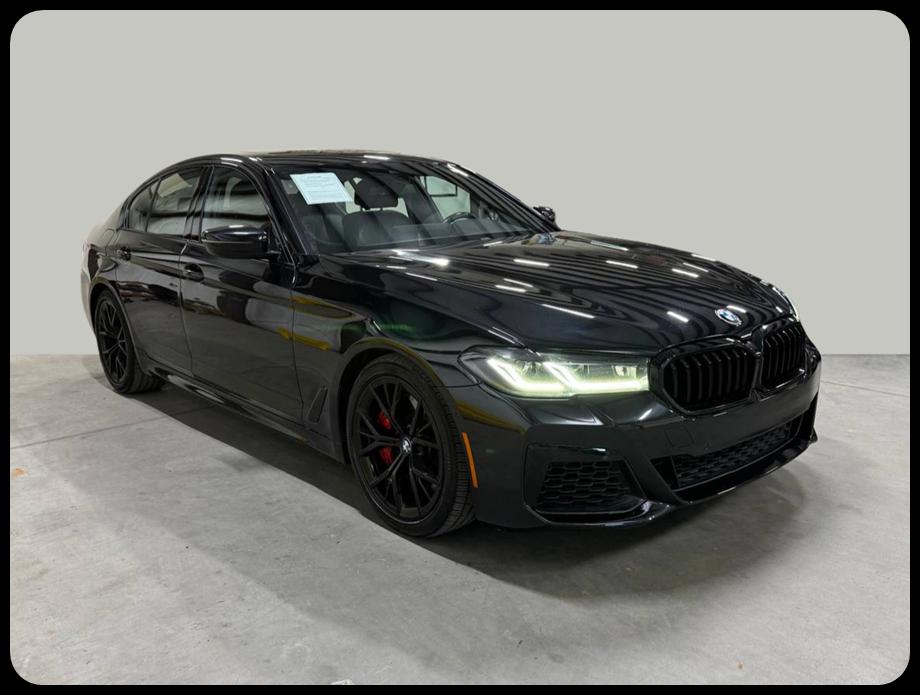 BMW 5-Series M550i xDrive 2022