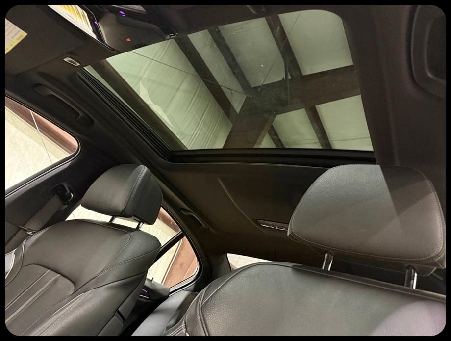 BMW 5-Series M550i xDrive 2022