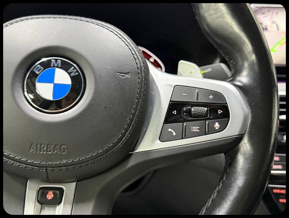 BMW 5-Series M550i xDrive 2022