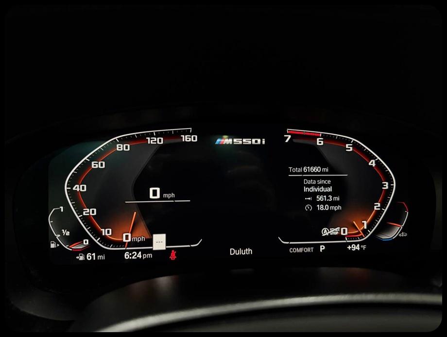 BMW 5-Series M550i xDrive 2022