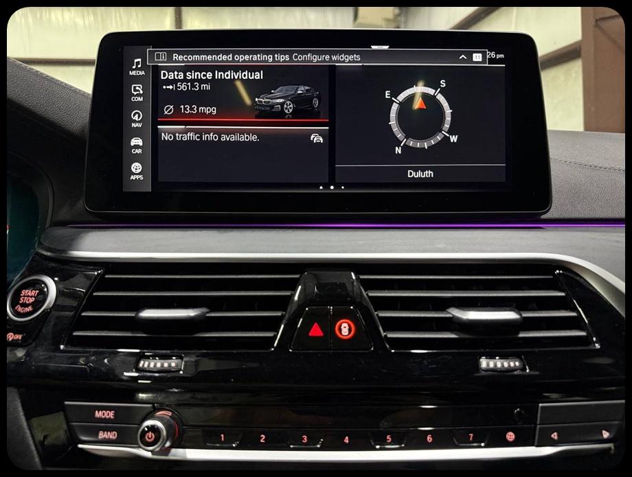 BMW 5-Series M550i xDrive 2022