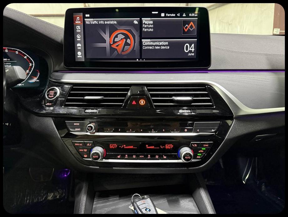 BMW 5-Series M550i xDrive 2022