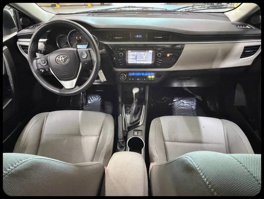 Toyota Corolla LE 2016